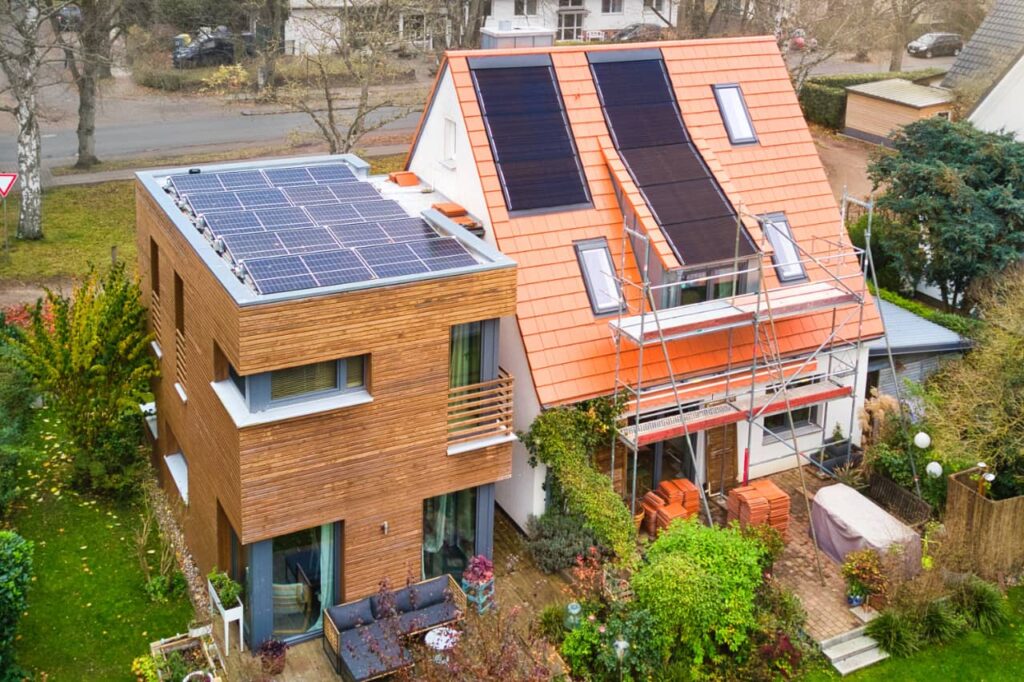 Residential with mix of in-roof and flat roof PV